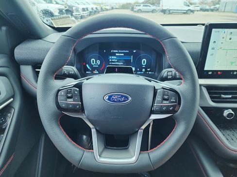 New 2025 Ford Explorer ST-Line w/ Premium Package image 12