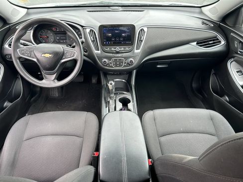 Used 2020 Chevrolet Malibu LT FWD image 31