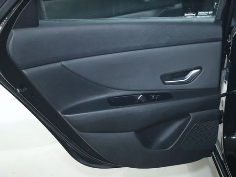 Used 2023 Hyundai Elantra Limited w/ Cargo Package image 14