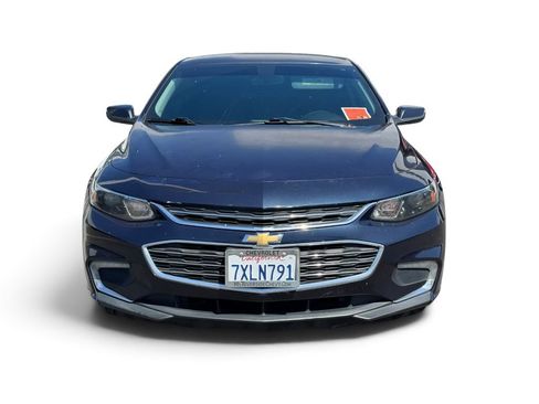 Used 2017 Chevrolet Malibu LT FWD image 12