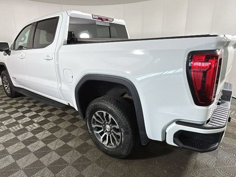 Used 2022 GMC Sierra 1500 AT4 w/ AT4 Premium Package AWD/4WD image 7