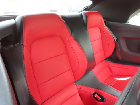 Used 2019 Ford Mustang GT Premium w/ GT Performance Package RWD image 42