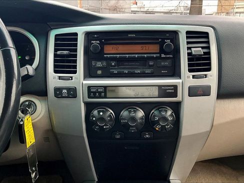 Used 2005 Toyota 4Runner SR5 image 13
