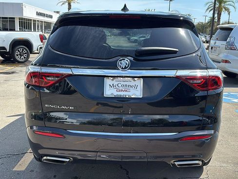 Certified 2023 Buick Enclave Essence FWD image 6