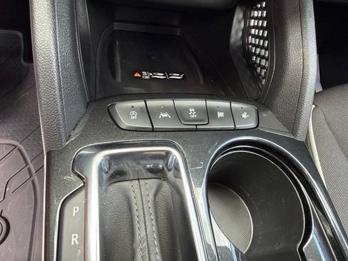 Used 2024 Chevrolet TrailBlazer LT w/ Convenience Package FWD image 13