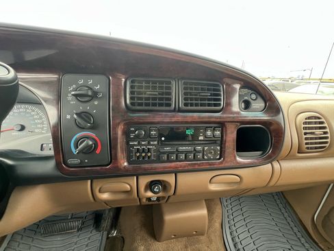 Used 1999 Dodge Ram 2500 Truck 2WD Quad Cab image 56