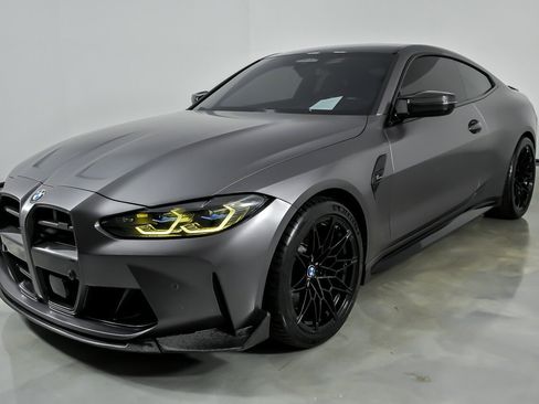 Used 2021 BMW M4 Competition w/ M Carbon Exterior Package RWD image 5