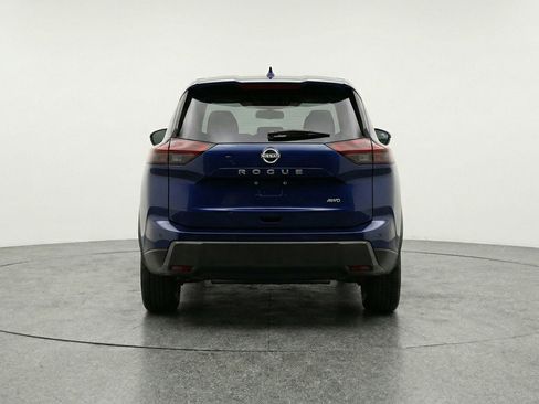 Used 2025 Nissan Rogue SV image 7