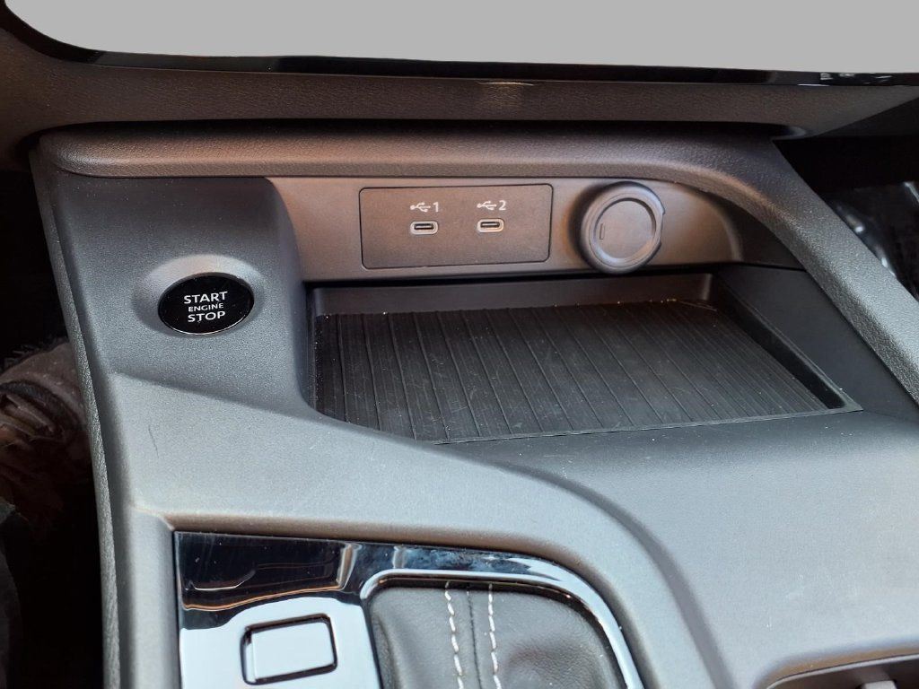 Used 2026 Nissan Sentra SV w/ Floor Mat Package FWD image 10