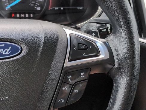 Certified 2018 Ford Edge SEL w/ Equipment Group 201A FWD image 27