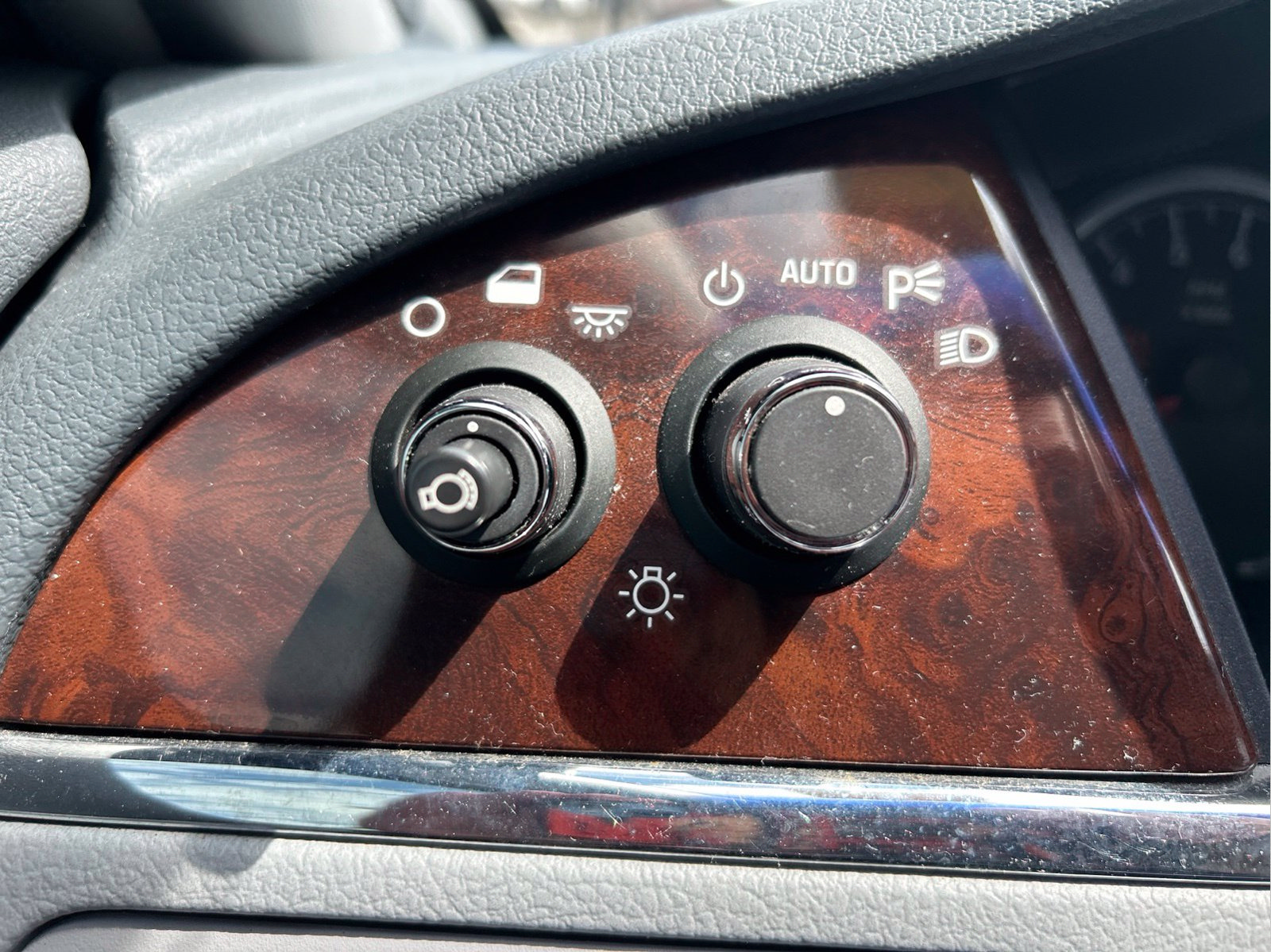 Used 2007 Buick LaCrosse CX w/ Chrome Enhancement Package FWD image 23