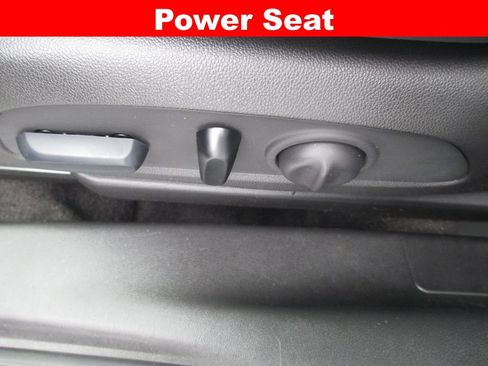 Used 2023 Buick Encore GX Preferred w/ Cold Weather Comfort Package AWD/4WD image 24