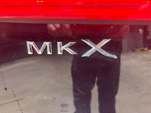 Used 2017 Lincoln MKX Reserve image 15