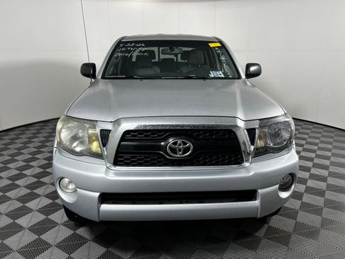 Used 2010 Toyota Tacoma PreRunner RWD image 2