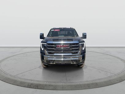 New 2025 GMC Sierra 2500 SLT w/ SLT Premium Package