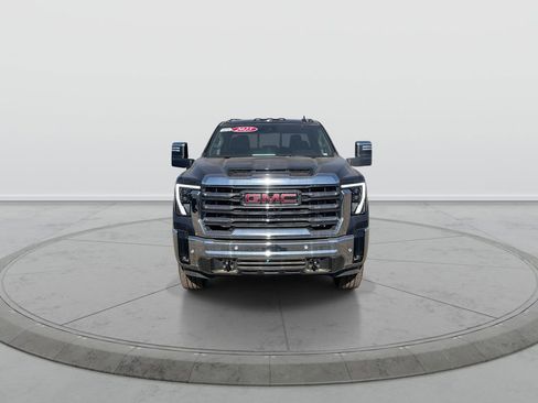 New 2025 GMC Sierra 2500 SLT w/ SLT Premium Package AWD/4WD image 3
