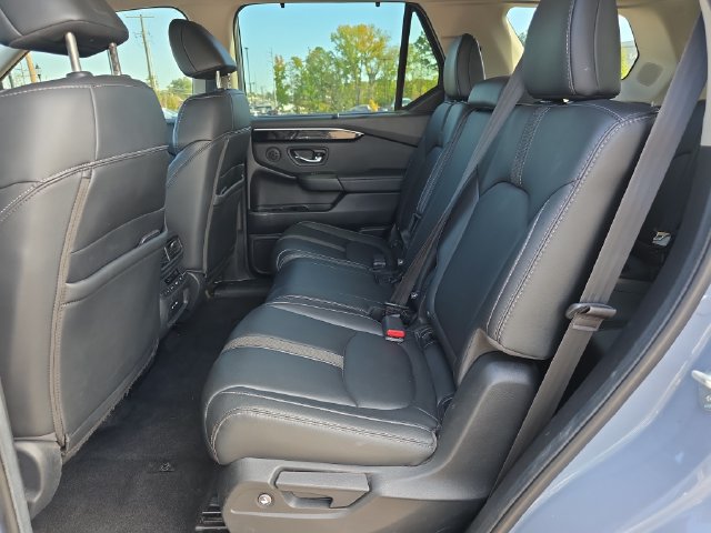 Certified 2024 Honda Pilot Touring image 14