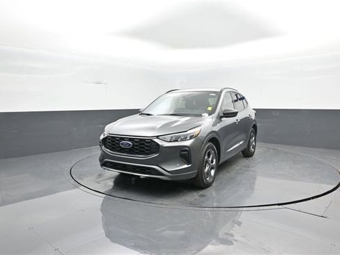 Certified 2023 Ford Escape ST-Line w/ Tech Pack #1 image 3