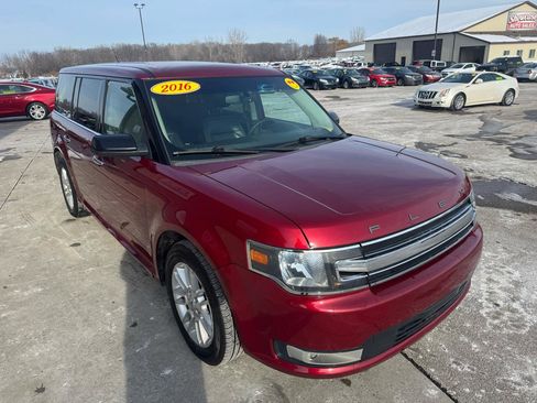 Used 2016 Ford Flex SEL w/ Equipment Group 202A FWD image 3