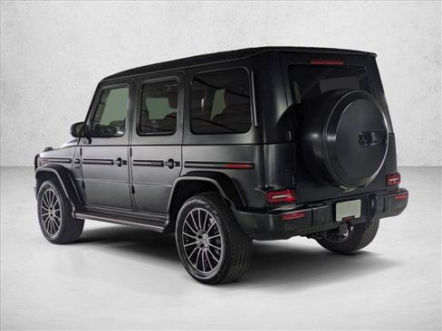 Used 2022 Mercedes-Benz G 550 image 8