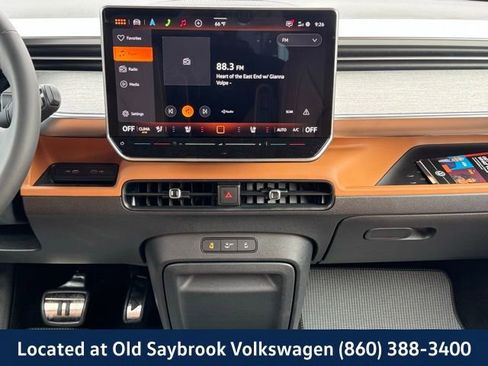 New 2025 Volkswagen ID. Buzz Pro S RWD image 14