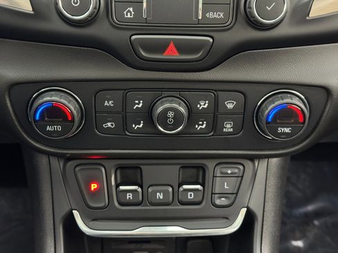 Used 2020 GMC Terrain Denali w/ GMC Pro Grade Package image 29