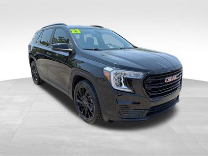 Used 2023 GMC Terrain SLE w/ Driver Convenience Package