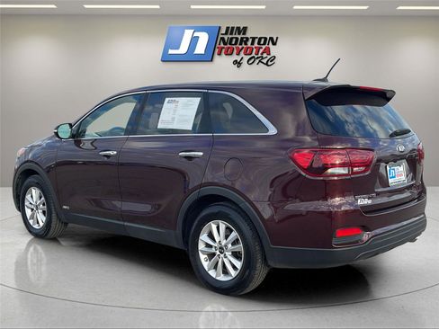 Used 2020 Kia Sorento AWD V6 image 7