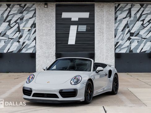 Used 2018 Porsche 911 Turbo image 6
