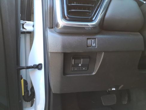 Used 2023 GMC Canyon Elevation w/ Trailering Package image 17