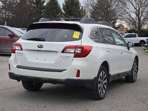 Used 2017 Subaru Outback 2.5i Limited image 6