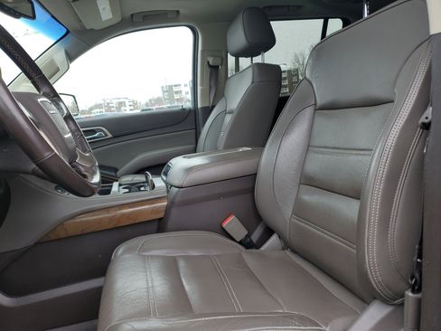 Used 2019 GMC Yukon XL Denali w/ Denali Ultimate Package image 30