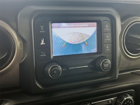 Used 2020 Jeep Wrangler Unlimited Sport S image 19