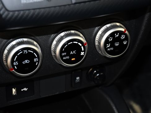 Used 2024 Mitsubishi Outlander Sport SE AWD/4WD image 19