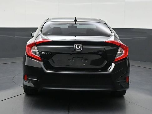 Used 2017 Honda Civic EX image 4