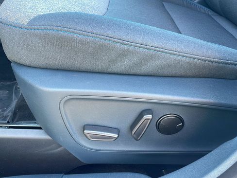 New 2026 Ford Maverick XLT w/ XLT Luxury Package FWD image 13
