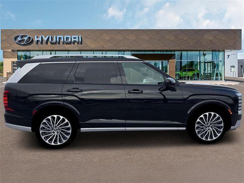 Used 2026 Hyundai Palisade Calligraphy AWD/4WD image 9