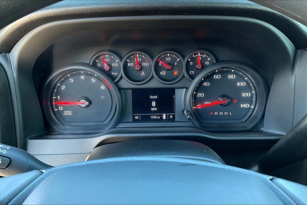 Used 2025 Chevrolet Silverado 2500 W/T RWD image 10