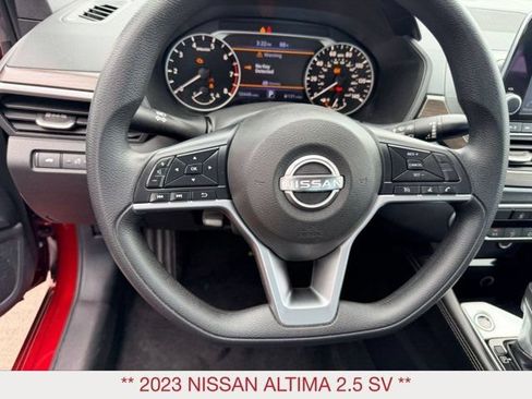 Used 2023 Nissan Altima 2.5 SV AWD/4WD image 12