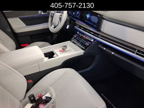 Used 2024 Hyundai Santa Fe Limited image 7