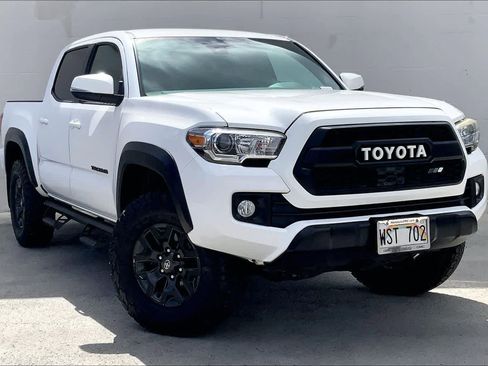 Used 2019 Toyota Tacoma TRD Off-Road AWD/4WD image 22