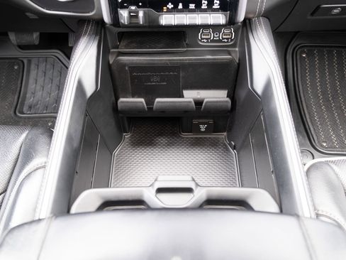 Used 2021 RAM 1500 Limited image 5