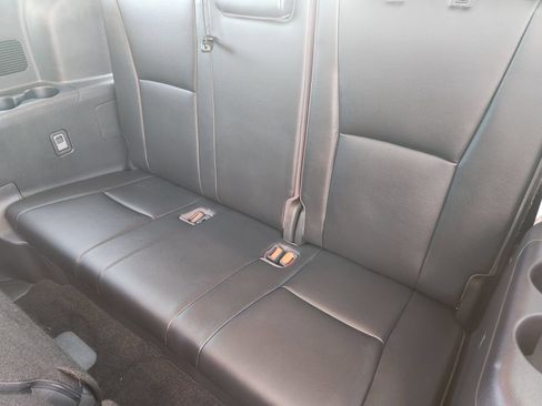 Used 2023 Toyota Highlander XLE FWD image 34