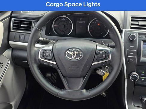 Used 2016 Toyota Camry SE image 26