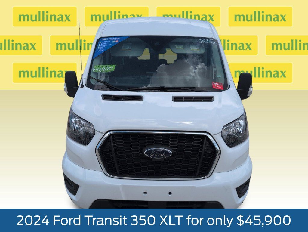 Used 2024 Ford Transit 350 XLT RWD image 14