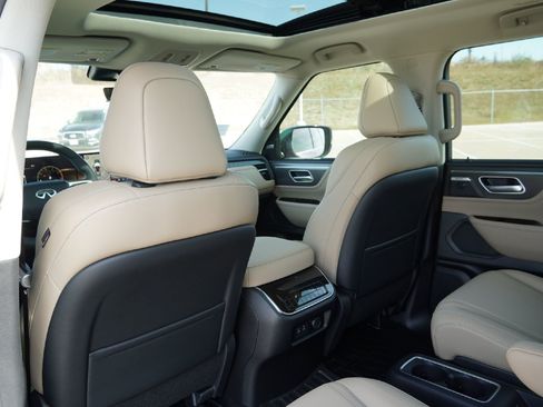 New 2026 INFINITI QX80 Pure w/ Cargo Package image 30