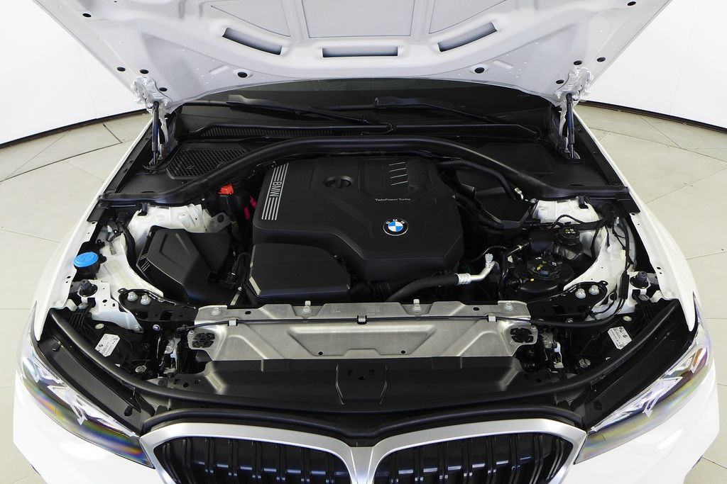 Certified 2023 BMW 330i Sedan w/ Driving Assistance Package RWD image 6