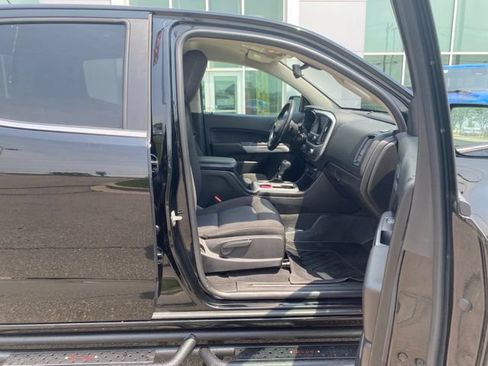 Used 2020 Chevrolet Colorado LT w/ LT Convenience Package AWD/4WD image 31