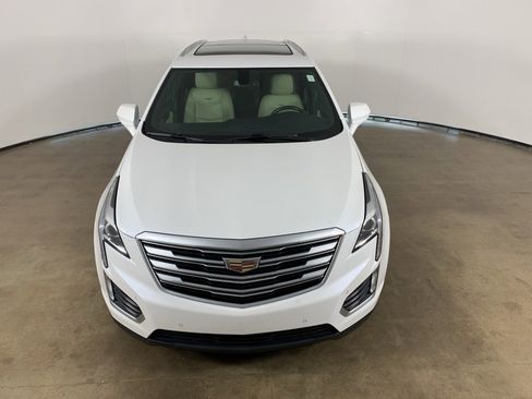 Used 2017 Cadillac XT5 Luxury w/ Advanced Security Package image 4
