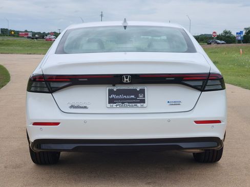 New 2026 Honda Accord Touring image 8